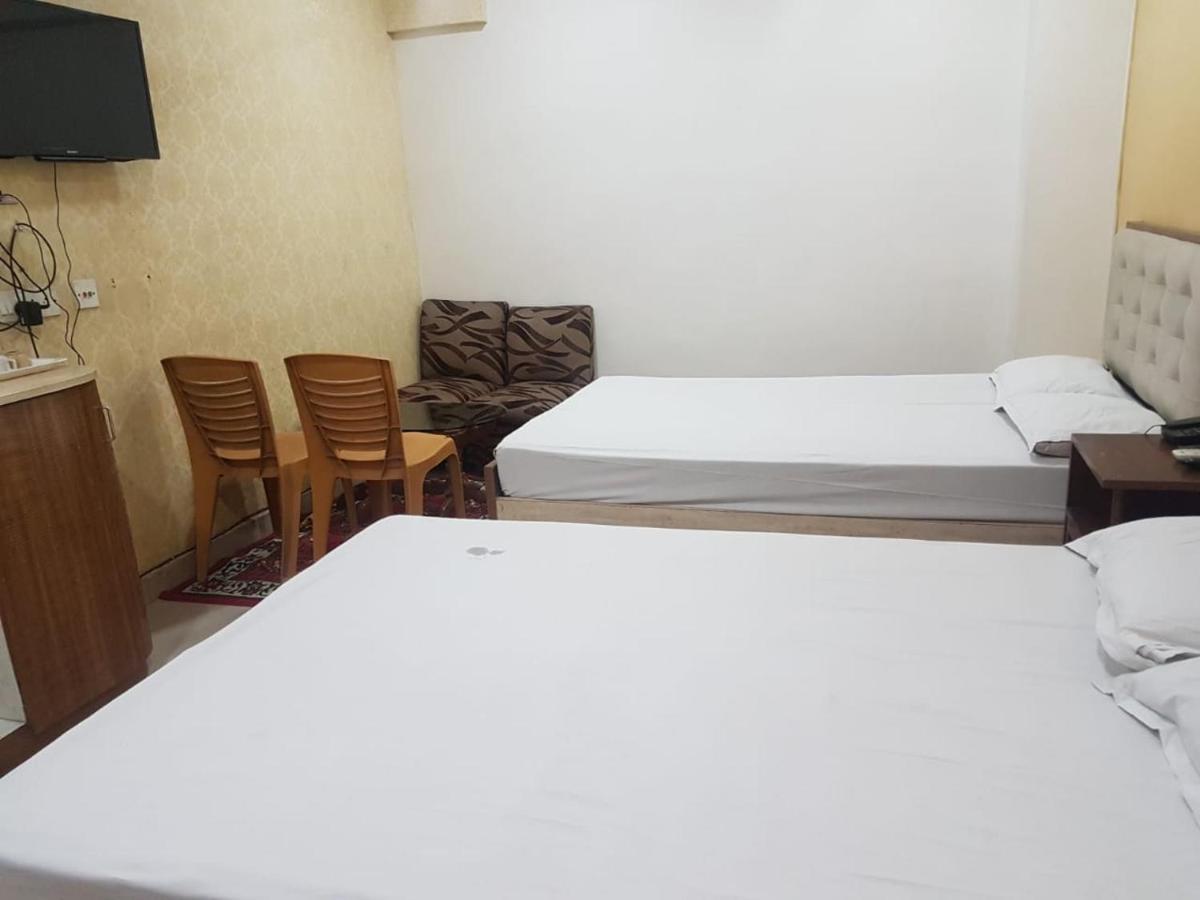 כלכותה Jimmy Guest House מראה חיצוני תמונה