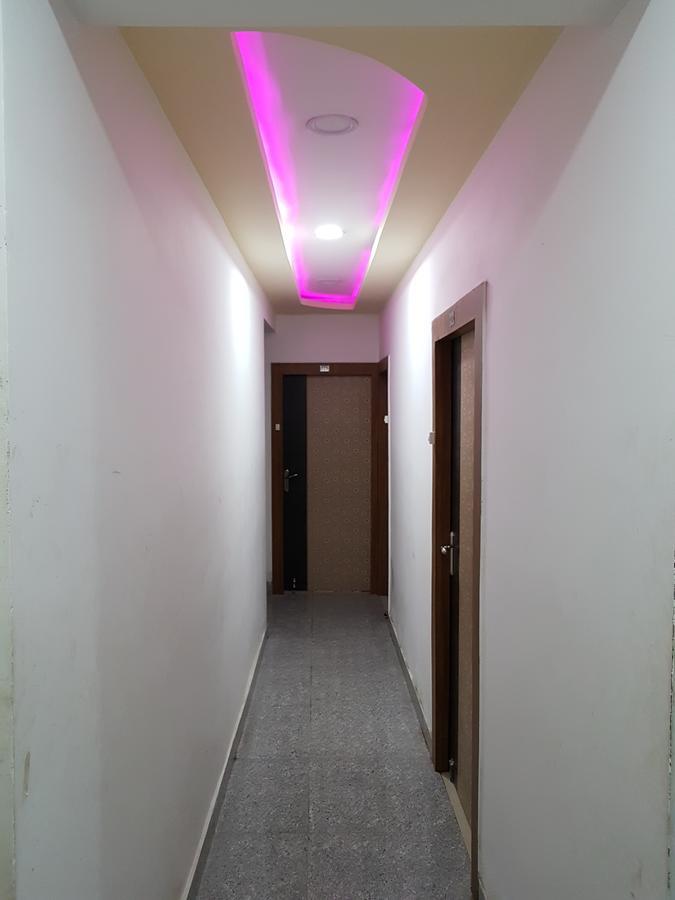 כלכותה Jimmy Guest House מראה חיצוני תמונה