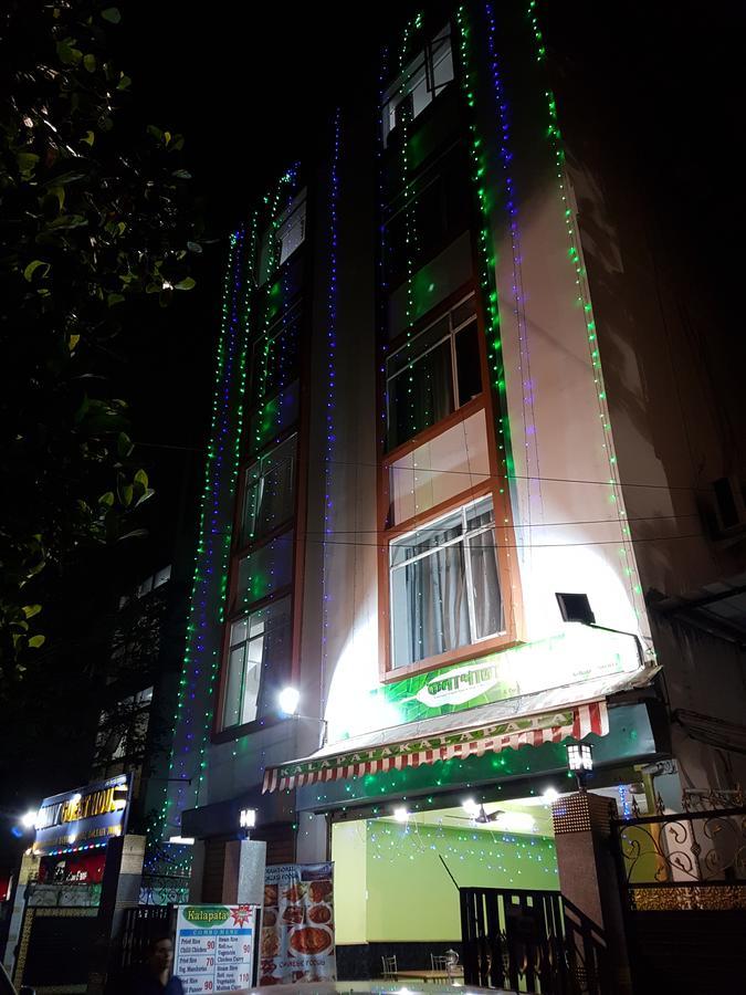 כלכותה Jimmy Guest House מראה חיצוני תמונה